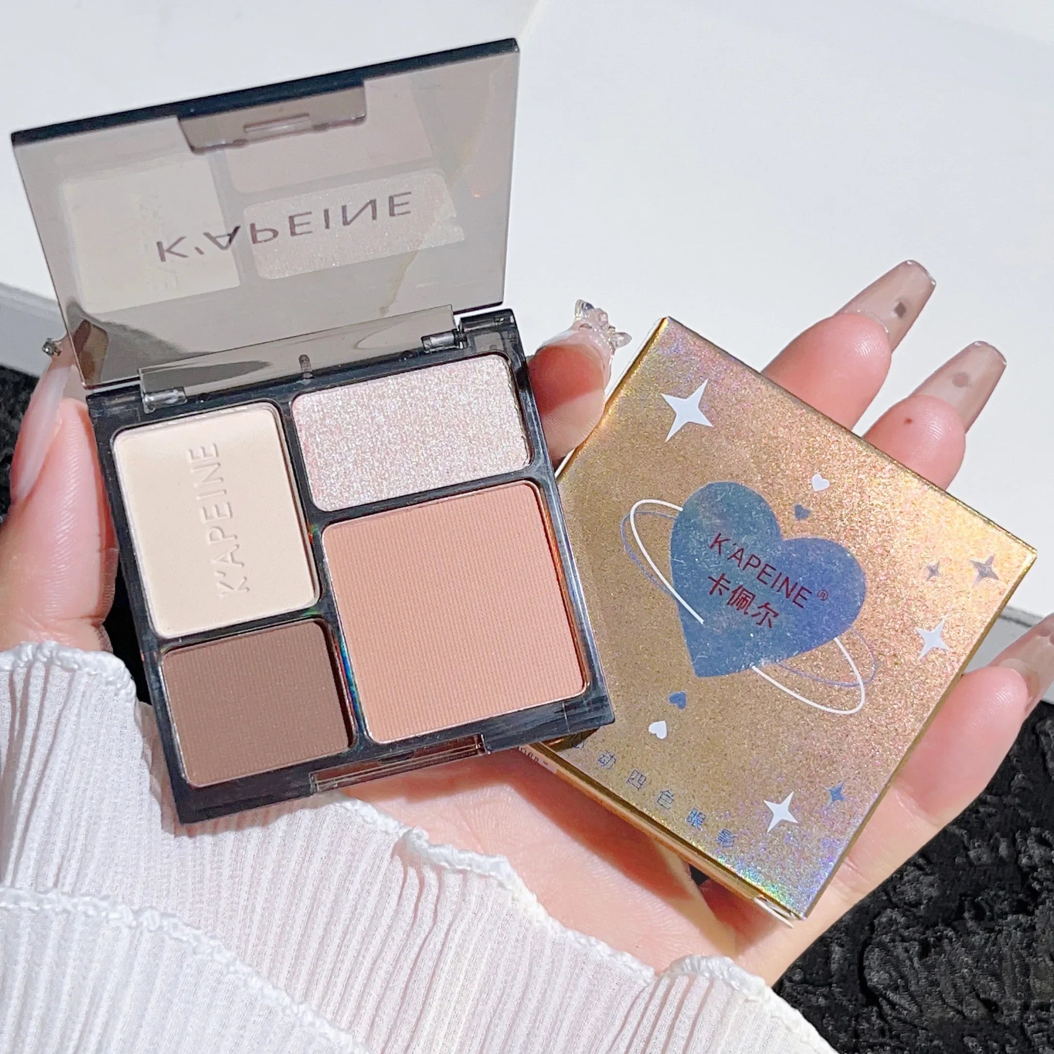 Four-color eyeshadow disc fine glitter pearlescent matte blue milk tea color mini eyeshadow student makeup