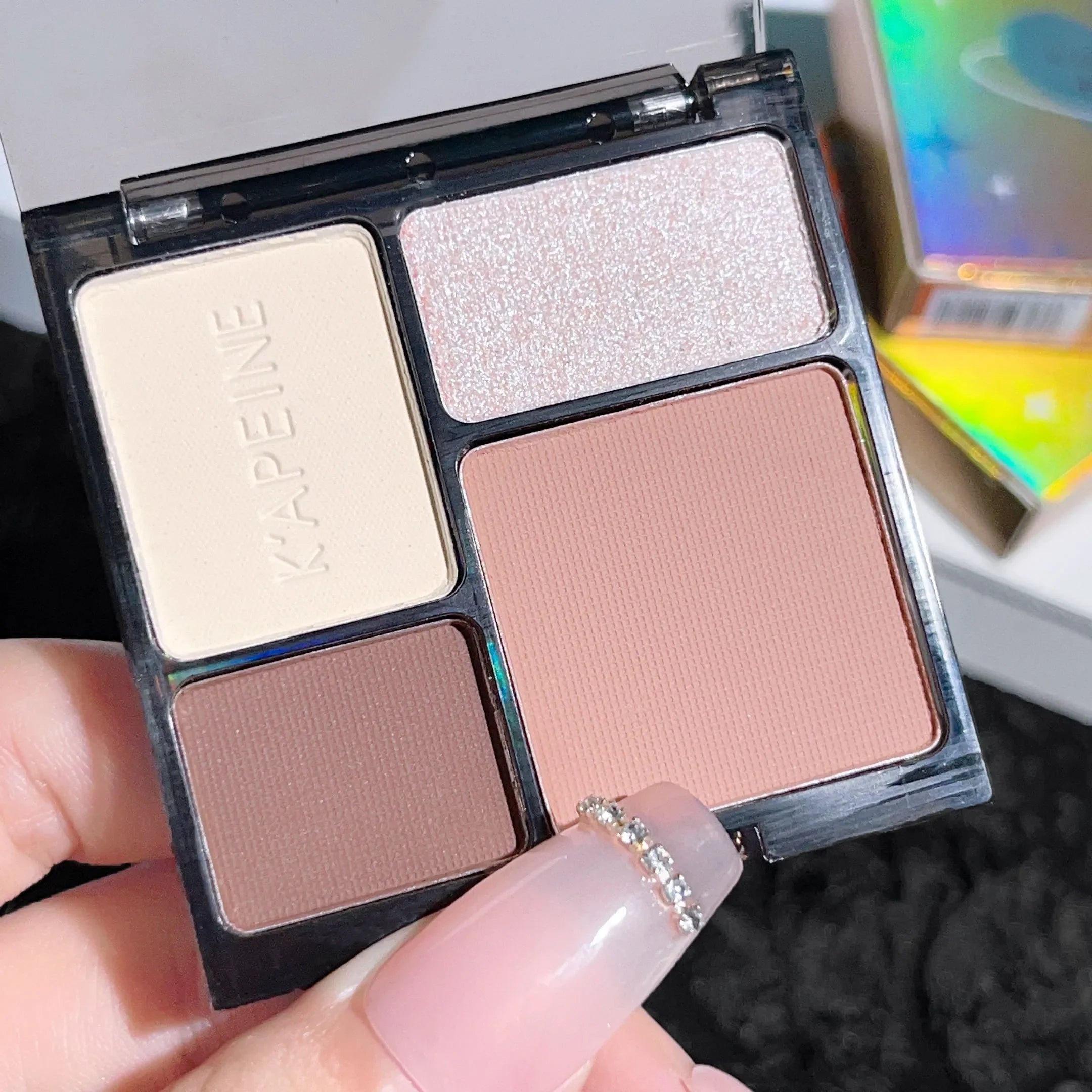 Four-color eyeshadow disc fine glitter pearlescent matte blue milk tea color mini eyeshadow student makeup